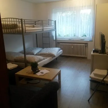 Rum i privatbostad Robert's Rent A *